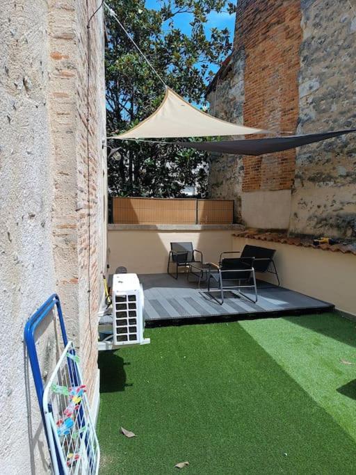 Appartement Centre Ville Historique Avec Terrasse Et Climatise Périgueux Exterior foto
